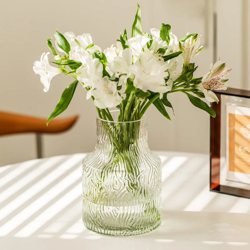Glass Vase Nordic - مزهرية على شكل زهرة لغرفة المعيشة