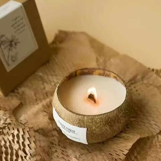 شمعة معطرة على شكل قشرة جوز ال - مراجعة Home Decor Essentials وسعره
