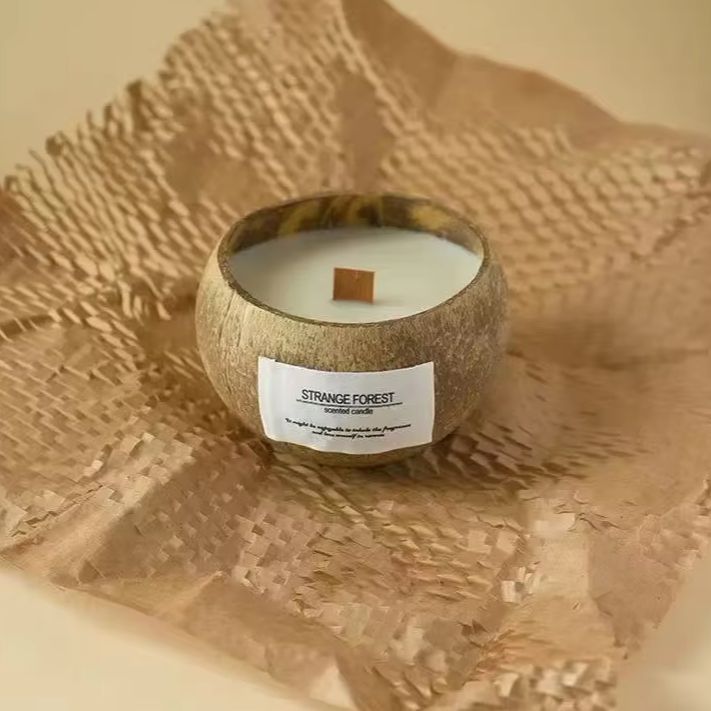 شمعة معطرة على شكل قشرة جوز ال - مراجعة Home Decor Essentials وسعره