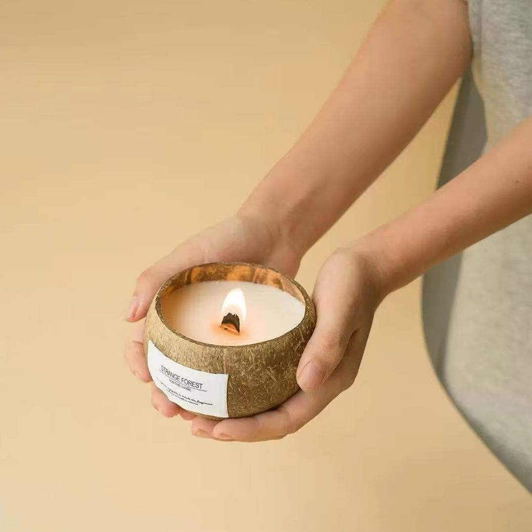 شمعة معطرة على شكل قشرة جوز ال - مراجعة Home Decor Essentials وسعره