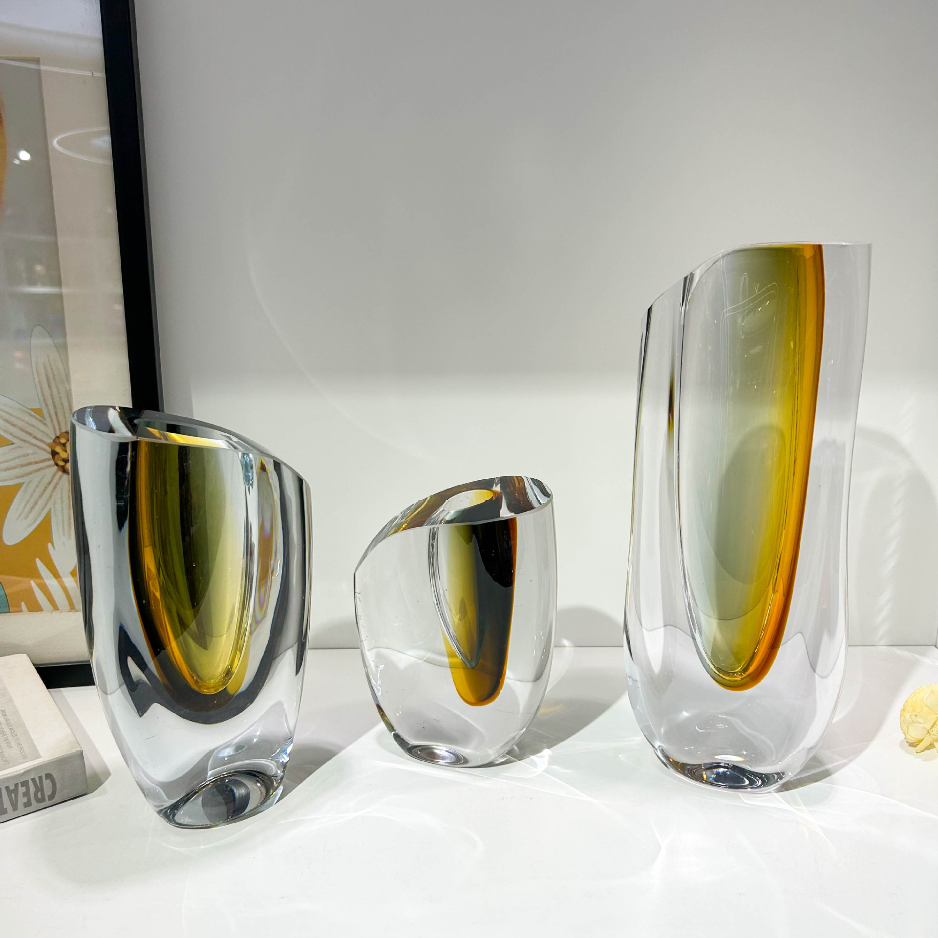 مزهرية يدوية الصنع بتصميم عصري - مراجعة Home Decor Exhibition وسعره